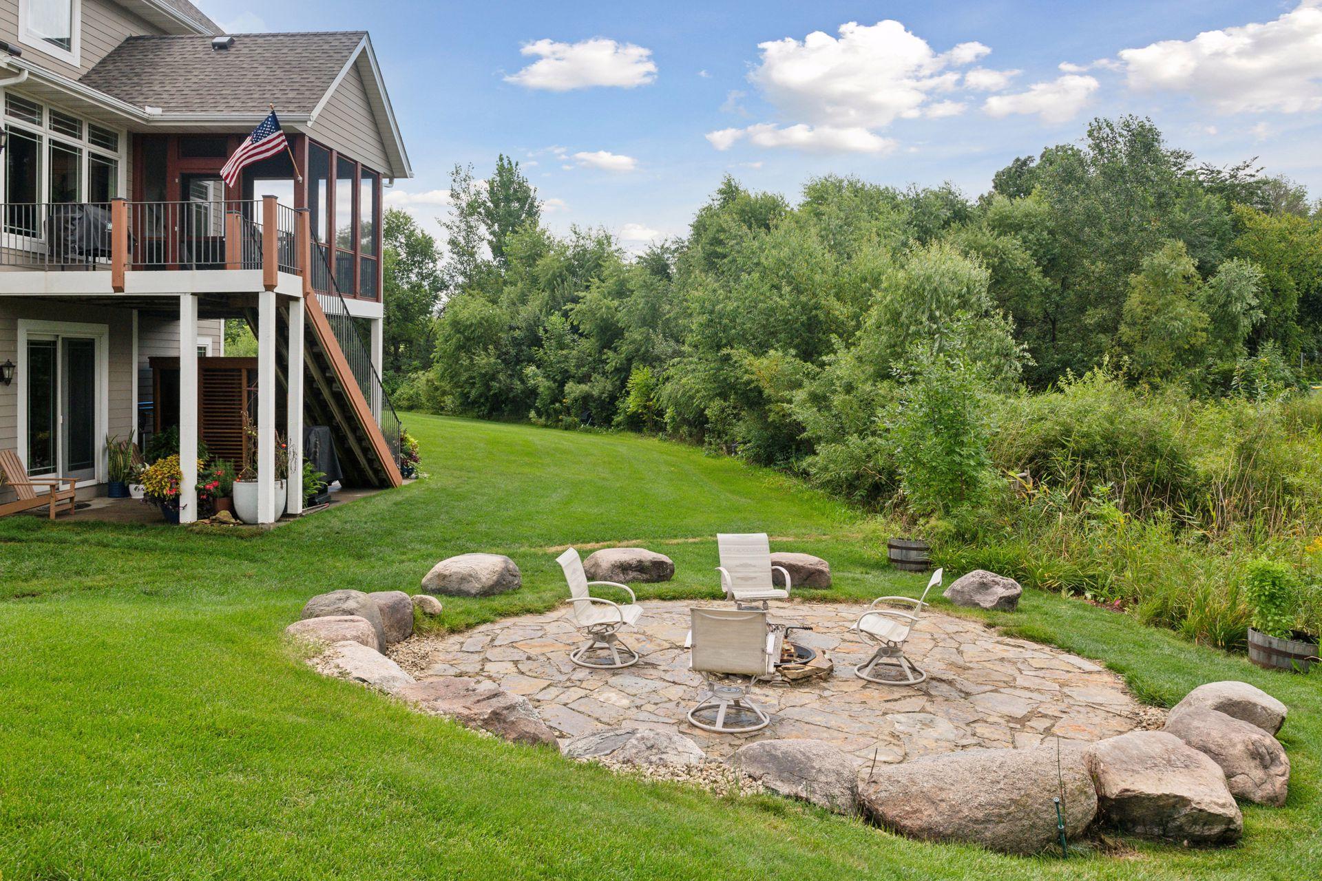 1005 Willow View Drive