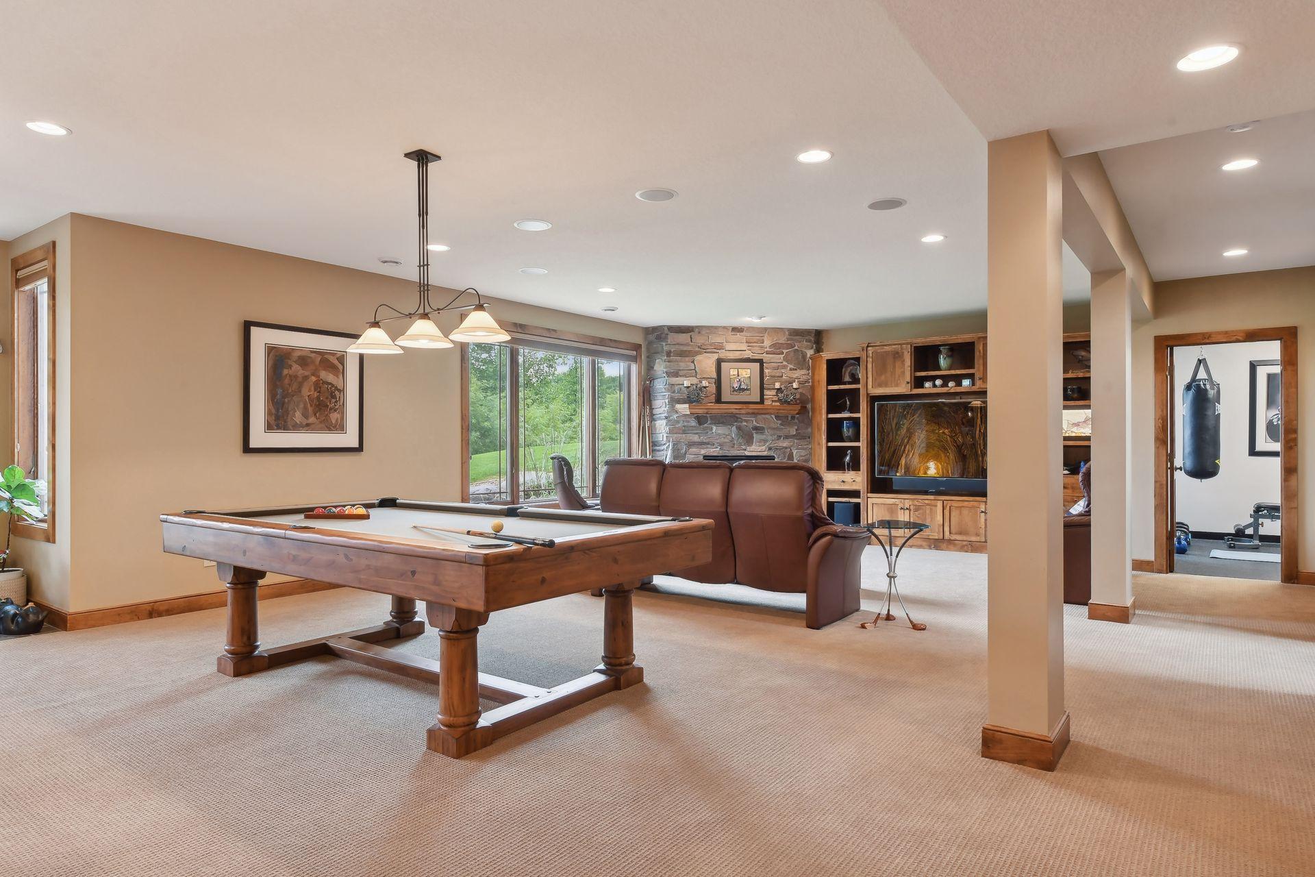 1005 Willow View Drive