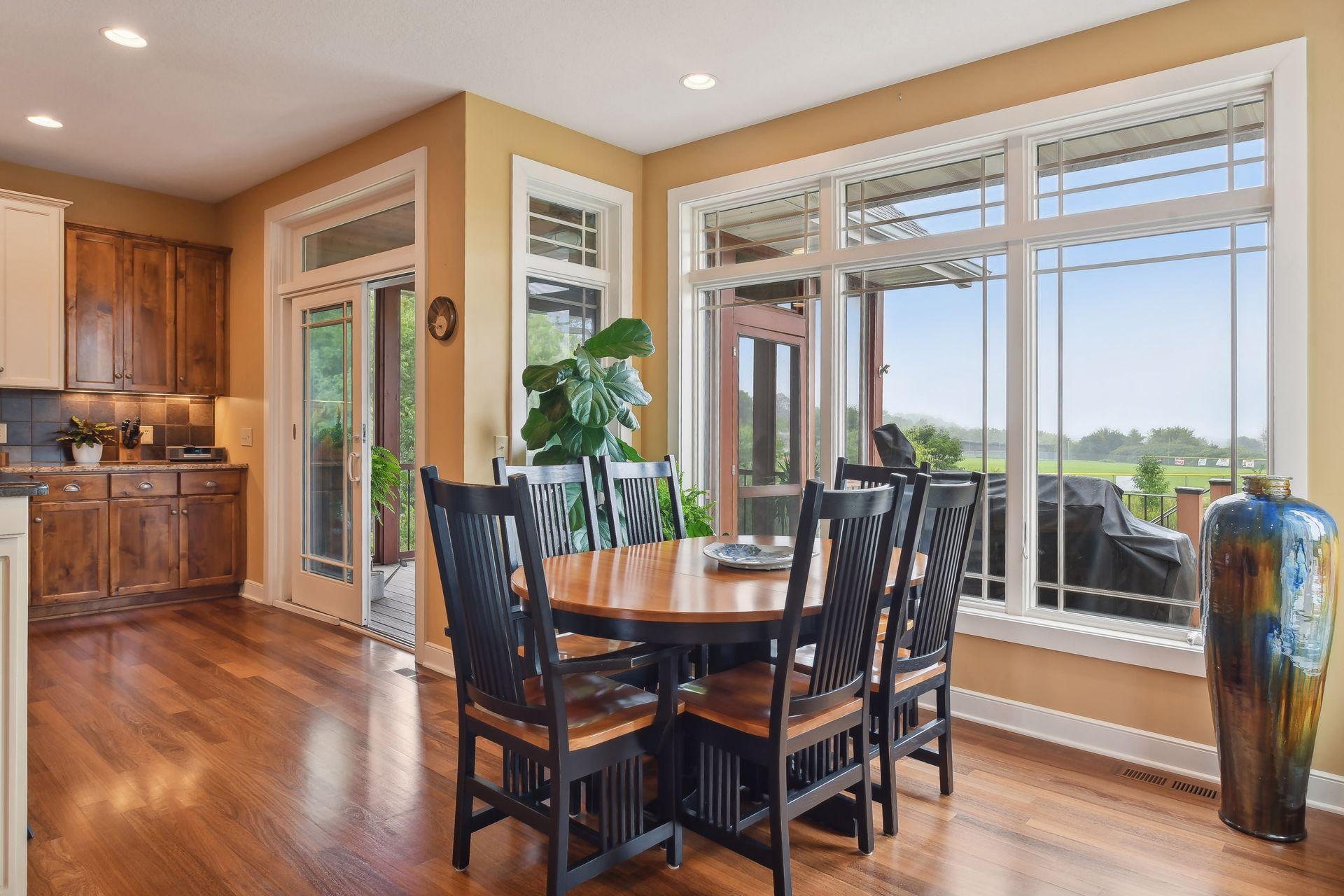 1005 Willow View Drive