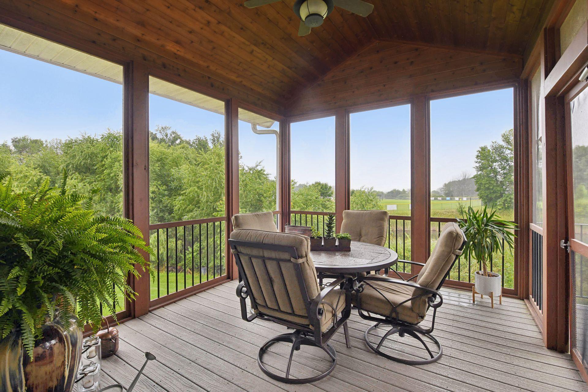 1005 Willow View Drive