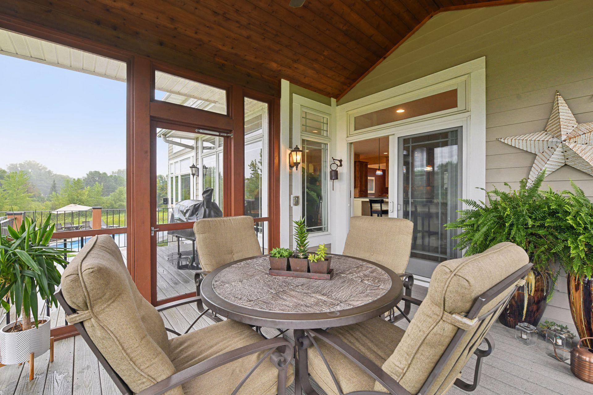 1005 Willow View Drive