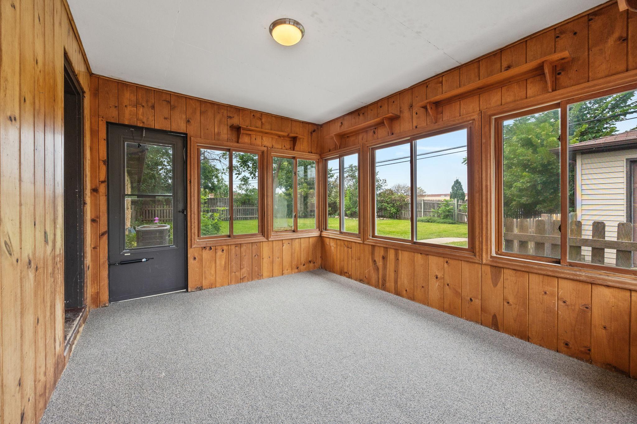 1517 Preston Lane