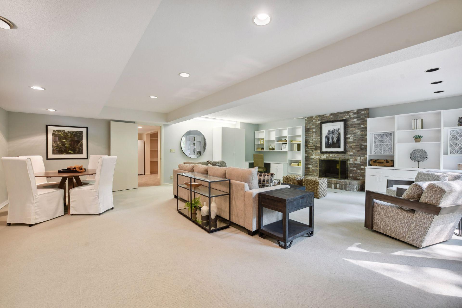 1520 Tanglewood Road