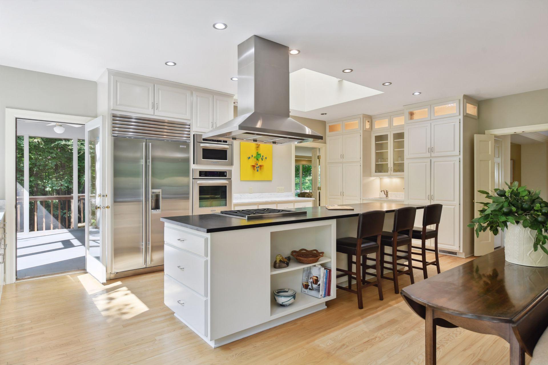 1520 Tanglewood Road