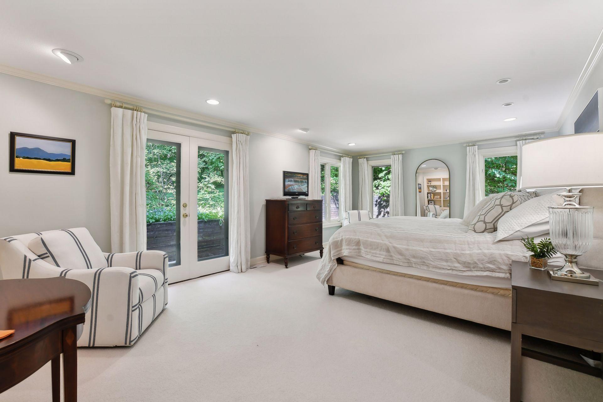 1520 Tanglewood Road