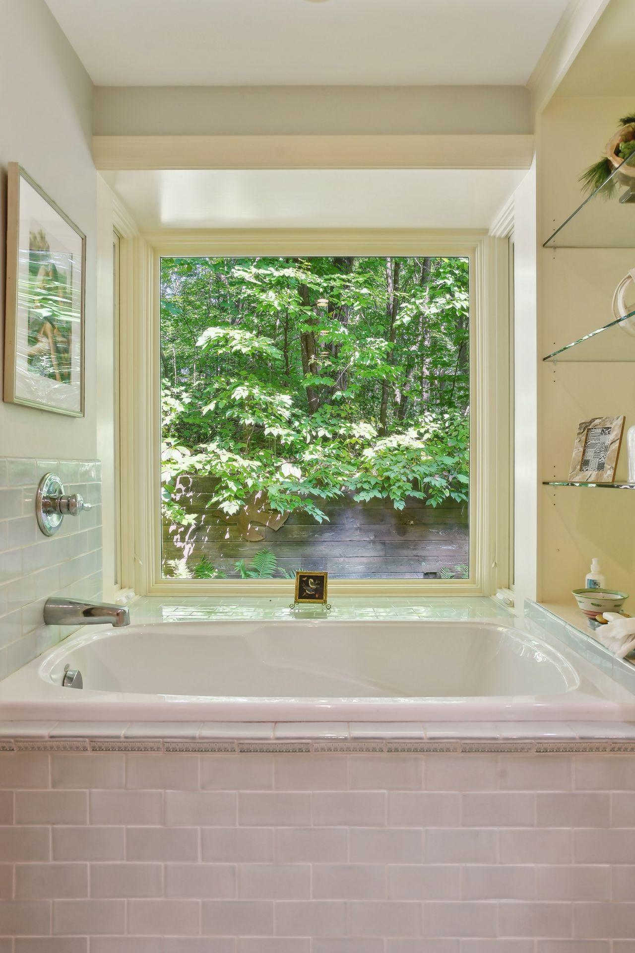 1520 Tanglewood Road