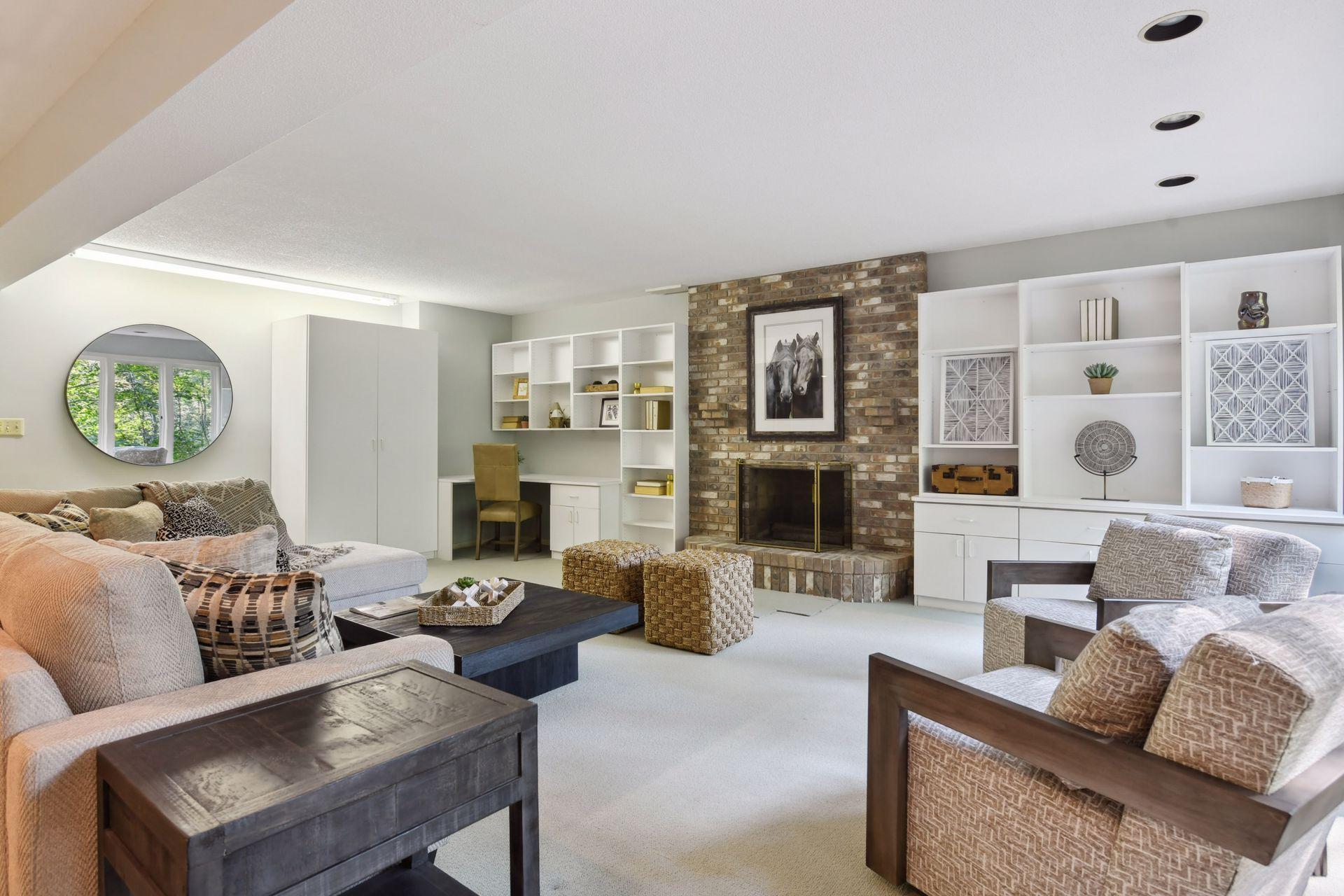 1520 Tanglewood Road