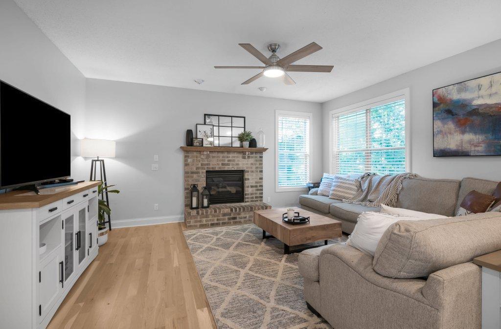 9269 Queensland Lane N