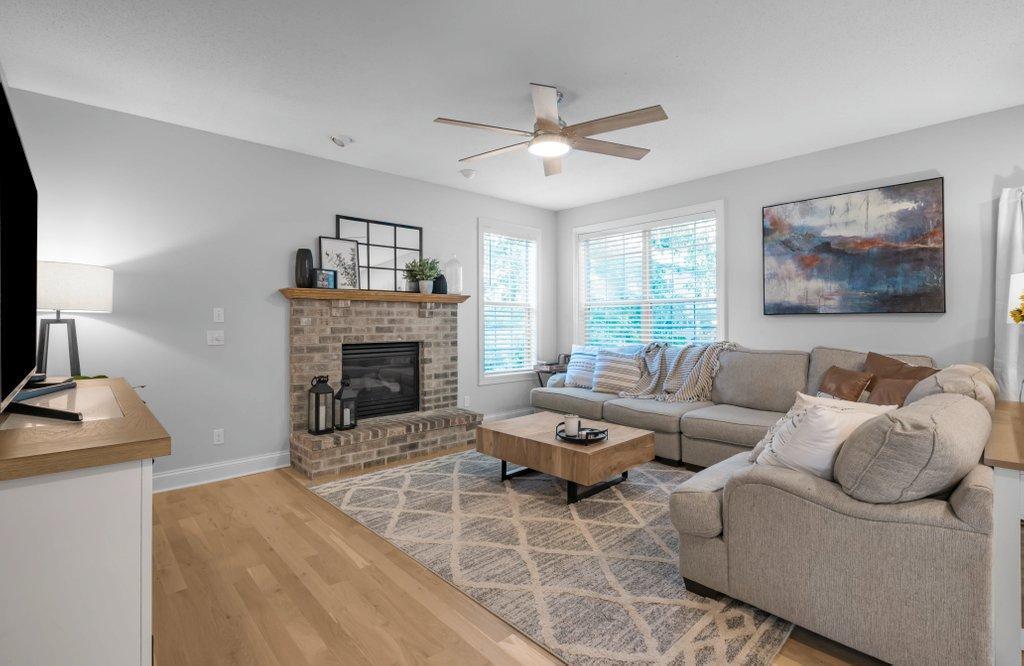 9269 Queensland Lane N