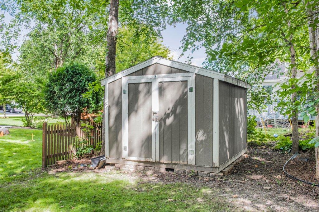 9269 Queensland Lane N