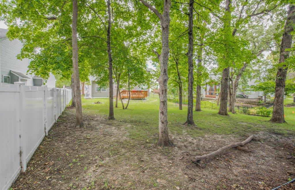 9269 Queensland Lane N