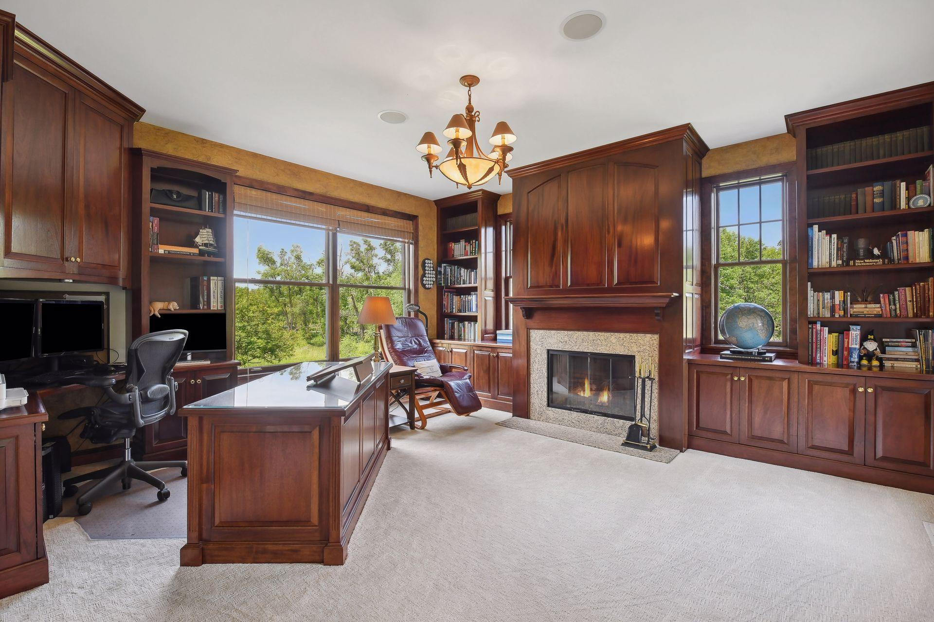 2335 Hollybush Road