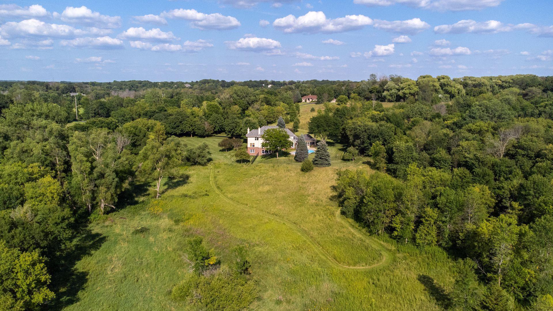 2335 Hollybush Road