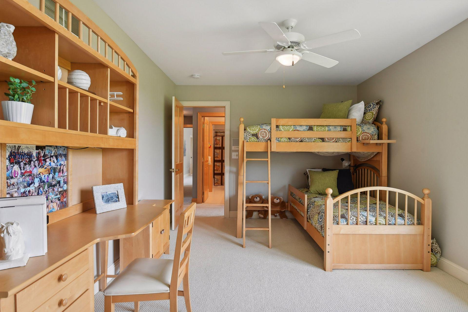 2335 Hollybush Road