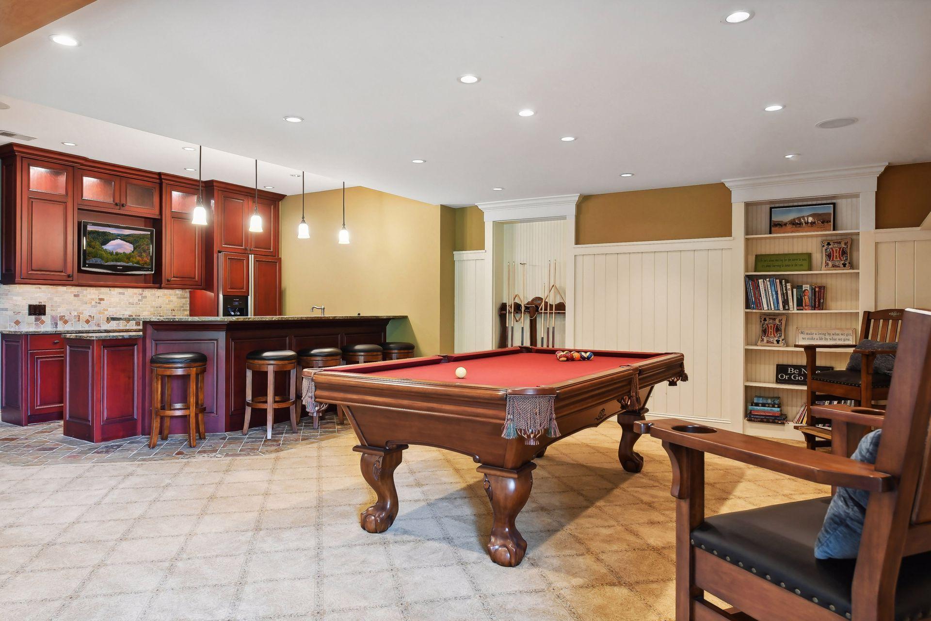 2335 Hollybush Road