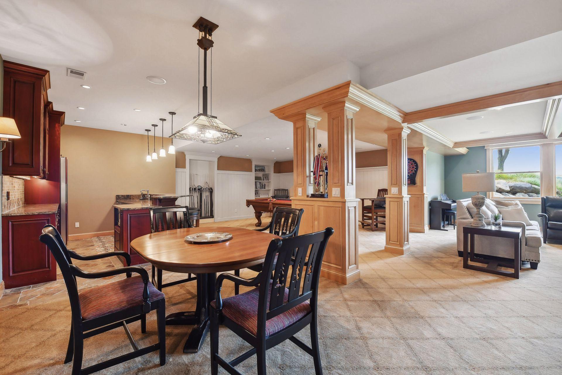 2335 Hollybush Road