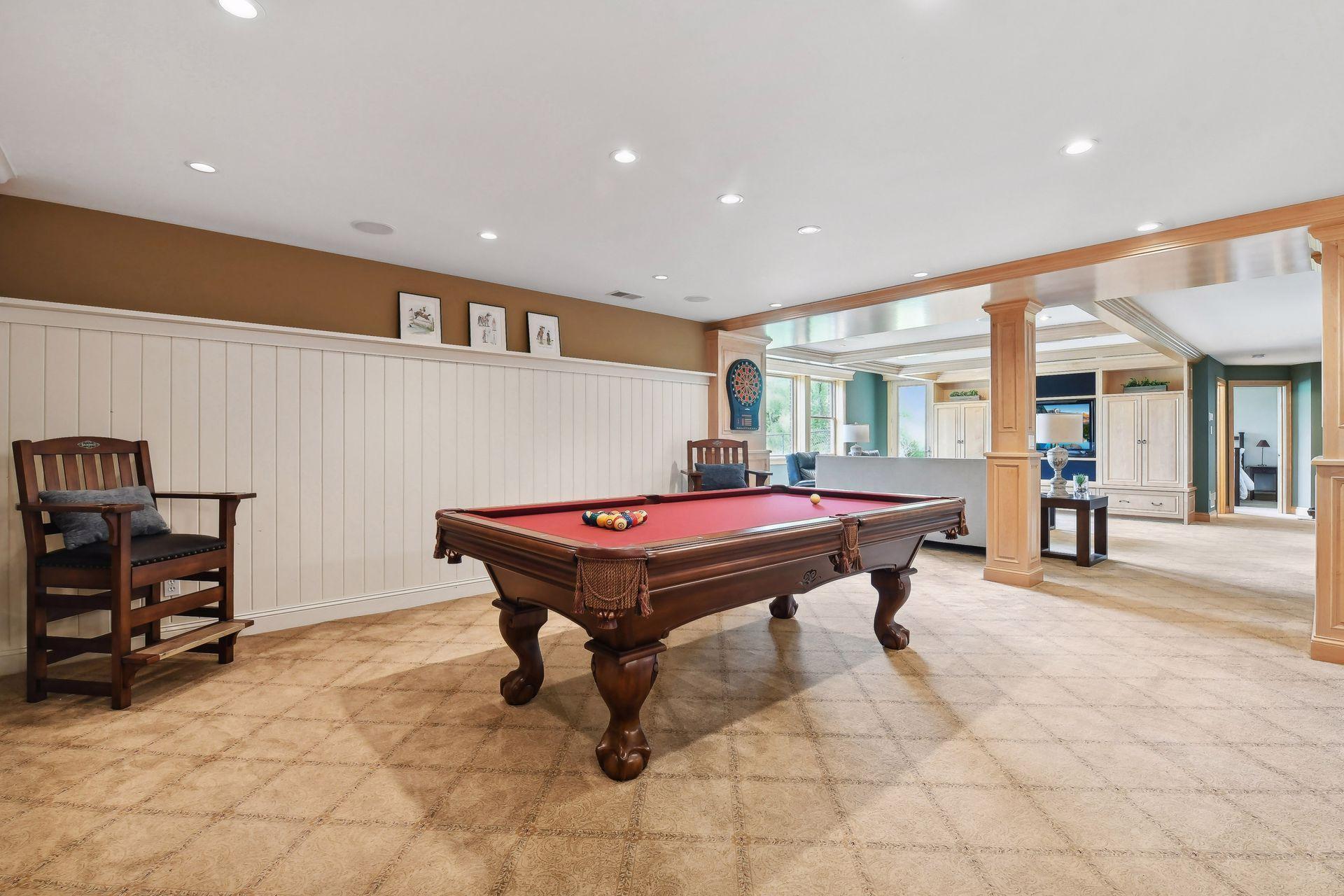 2335 Hollybush Road