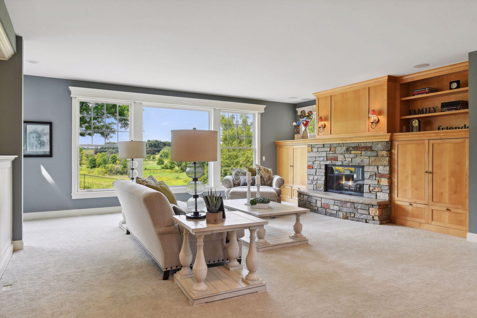 2335 Hollybush Road