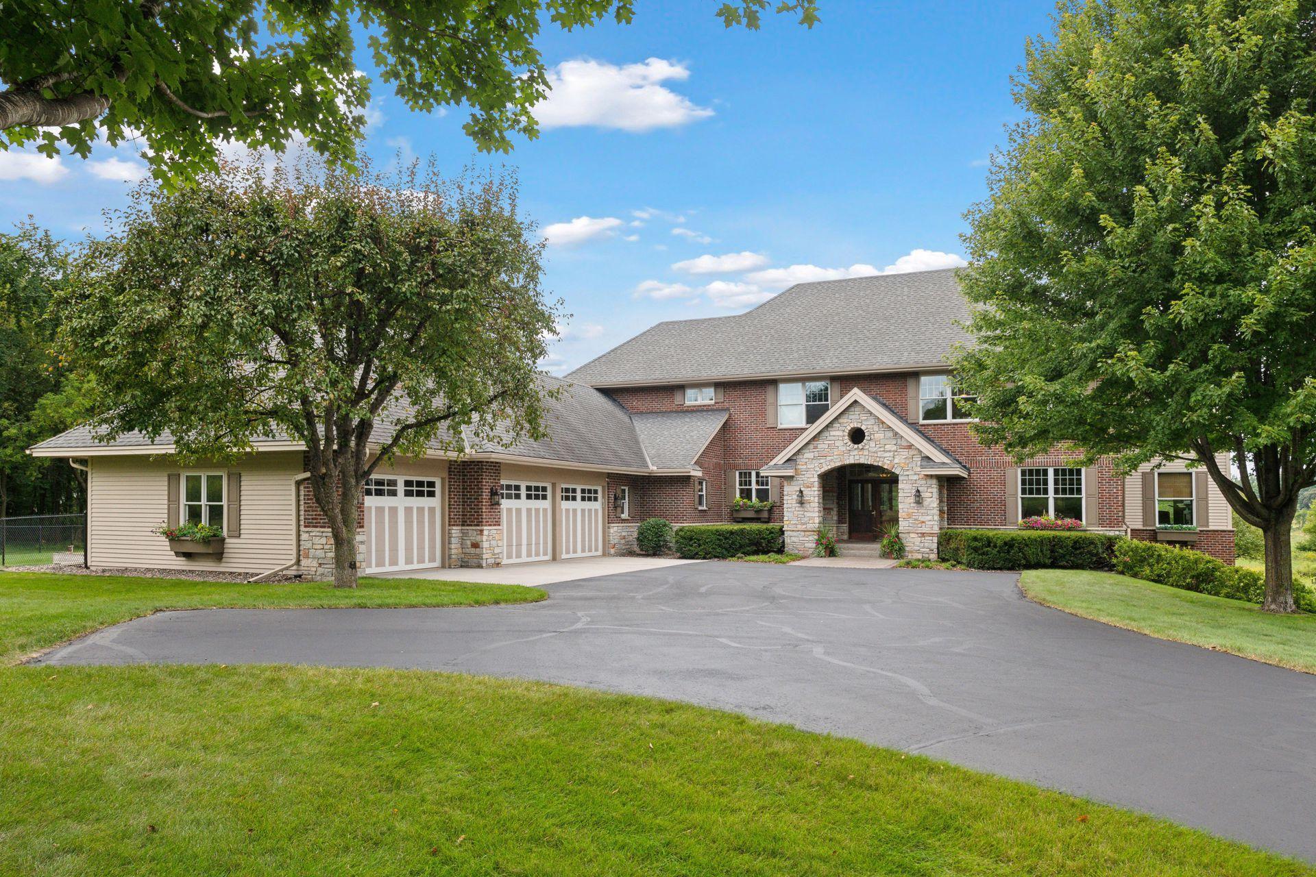 2335 Hollybush Road