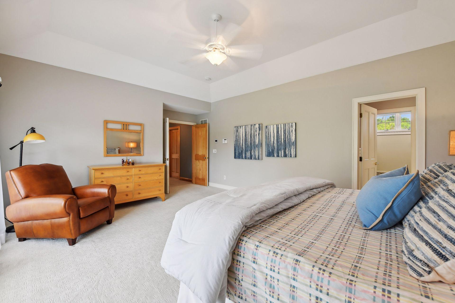 2335 Hollybush Road