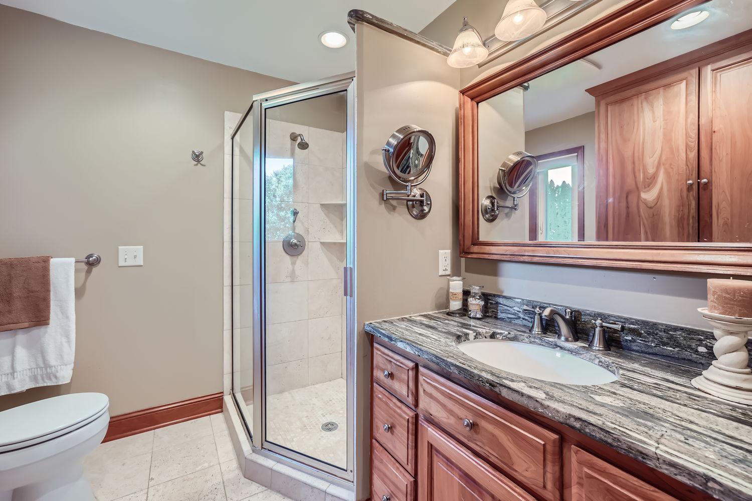 6021 Killarney Lane S