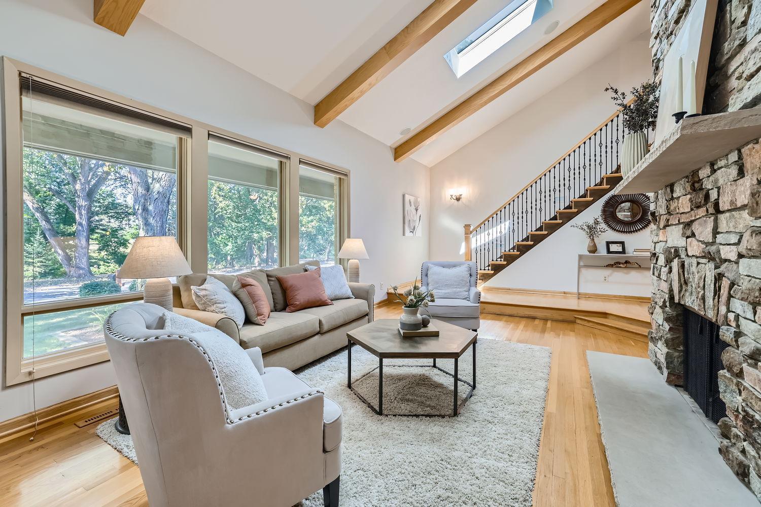 6021 Killarney Lane S