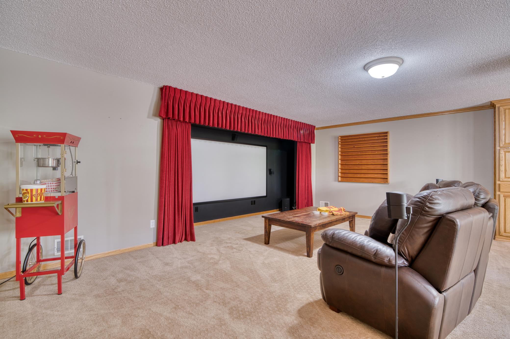 4265 Deerwood Lane N