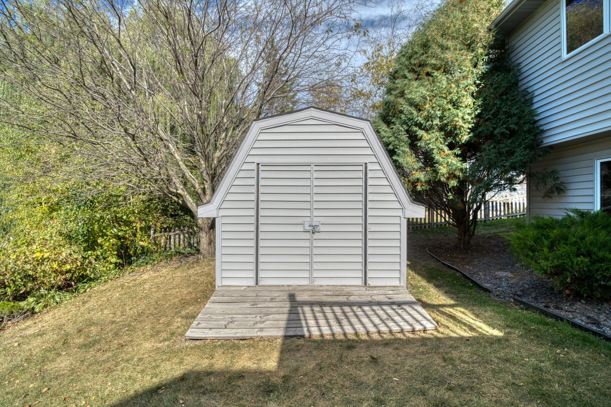 4265 Deerwood Lane N