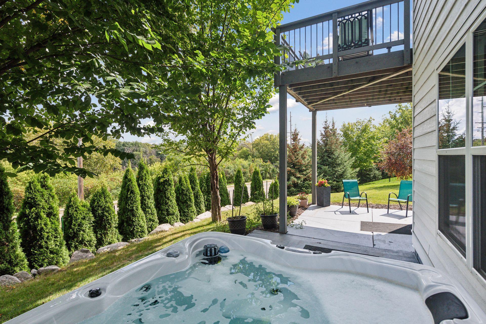 5600 Dutch Lake Court