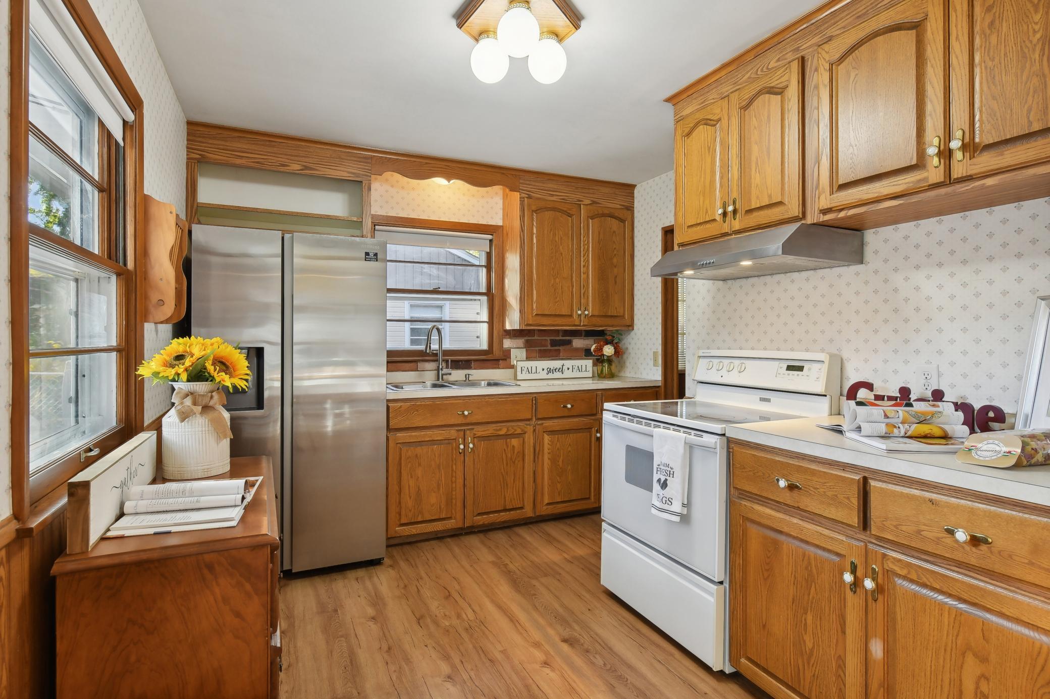 8421 Elliot Avenue S