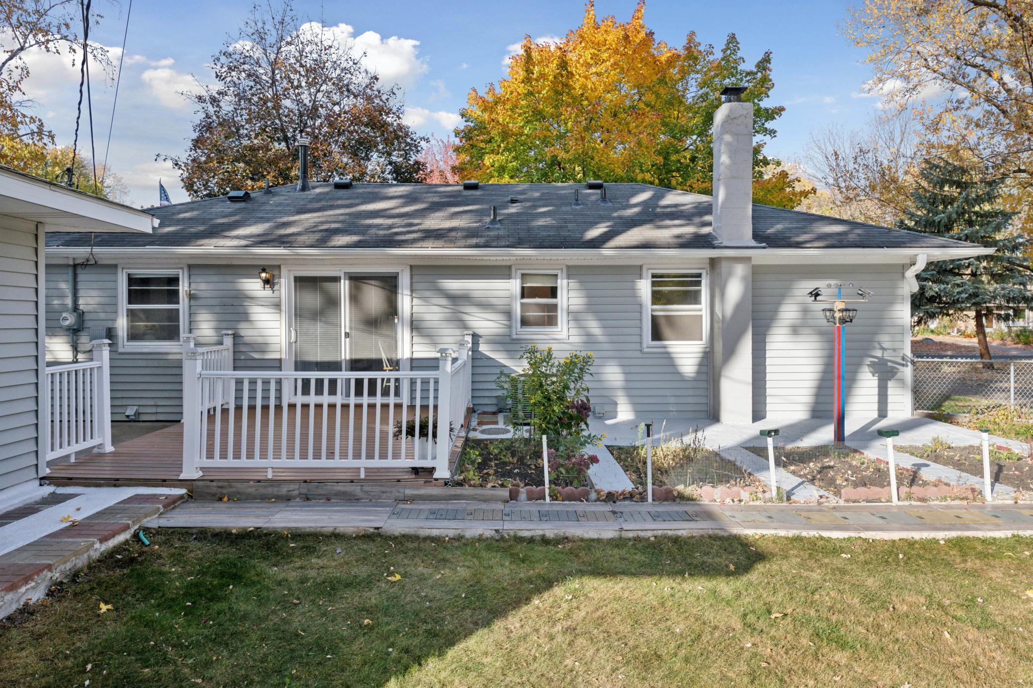 8421 Elliot Avenue S