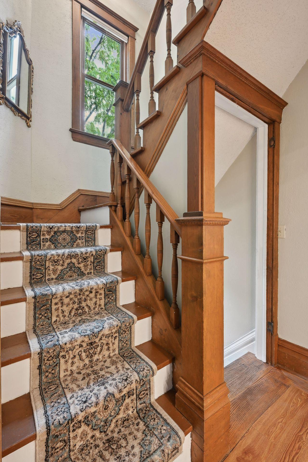 505 Lake Boulevard S