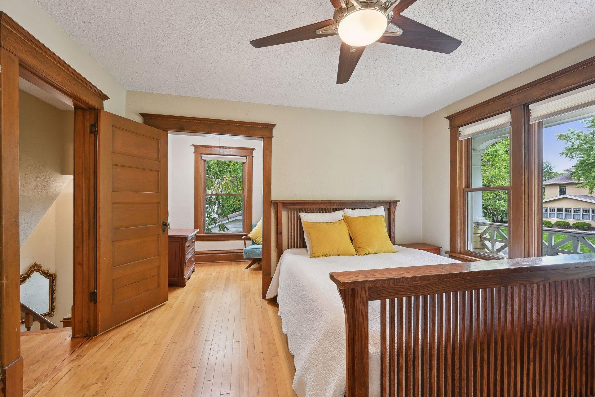 505 Lake Boulevard S