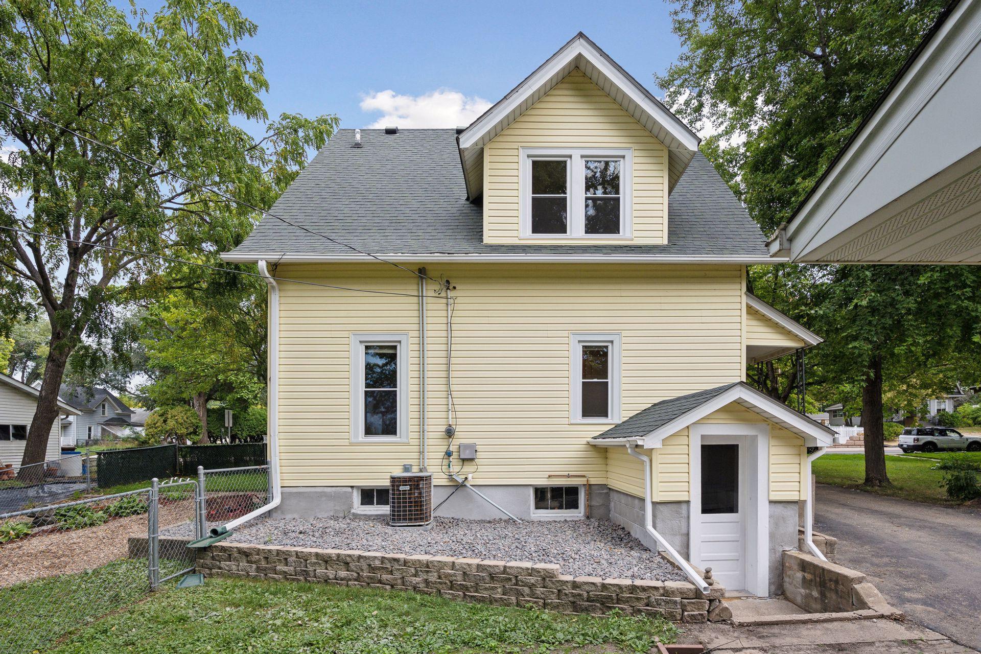 505 Lake Boulevard S