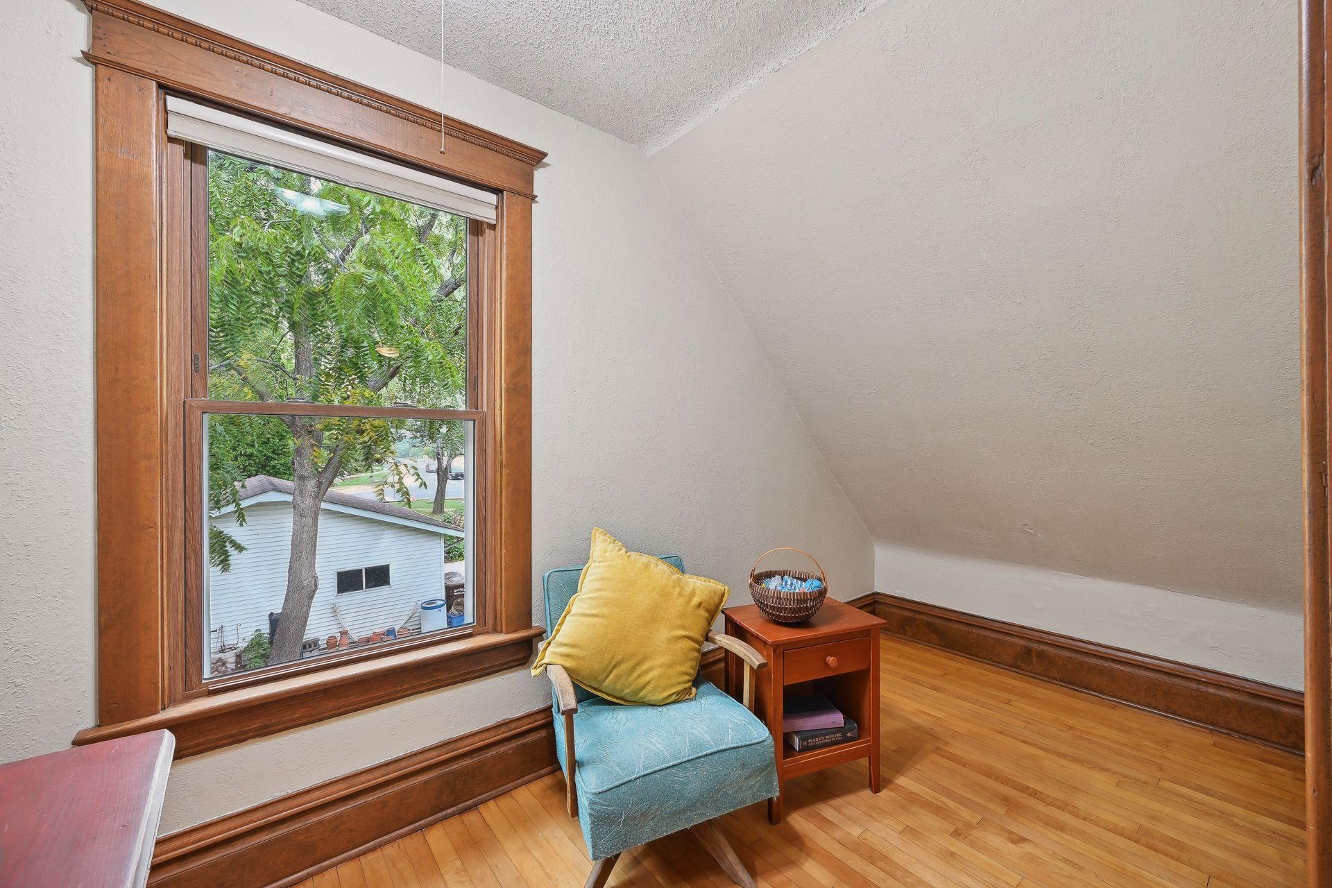 505 Lake Boulevard S
