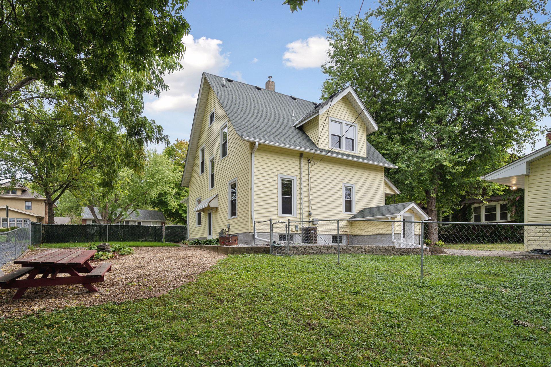 505 Lake Boulevard S