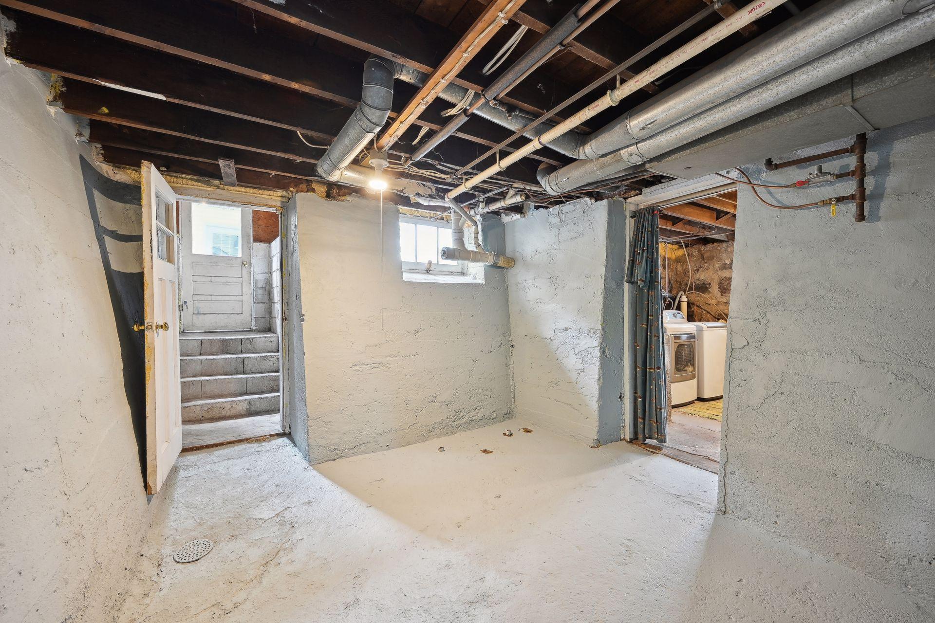 505 Lake Boulevard S