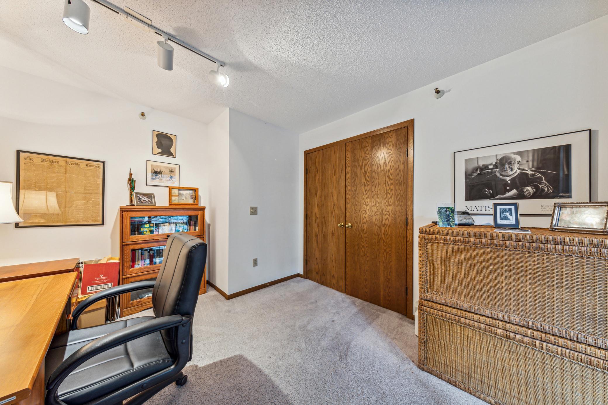 7614 York Avenue S Unit: 3213