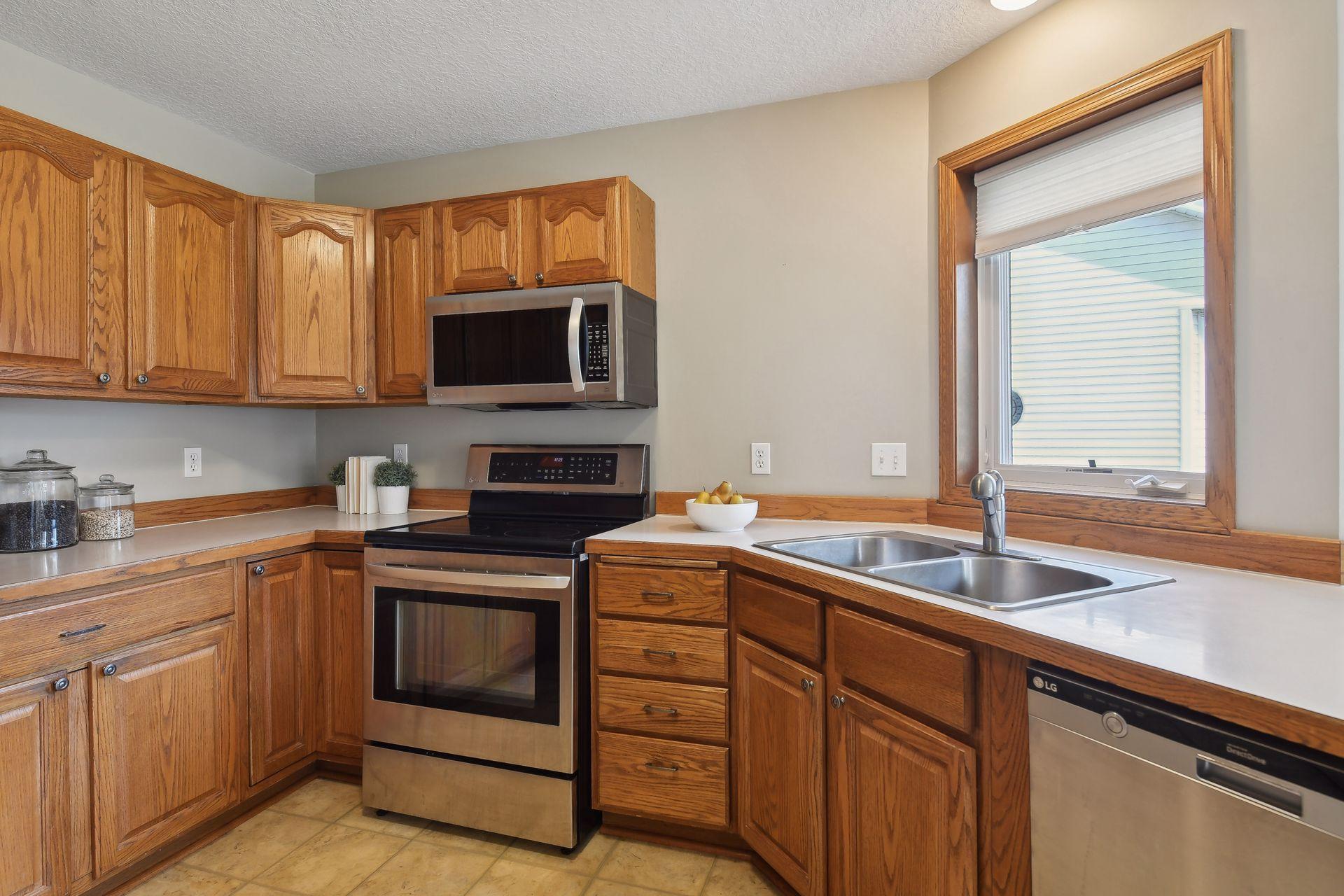 1609 Maple Manors Court