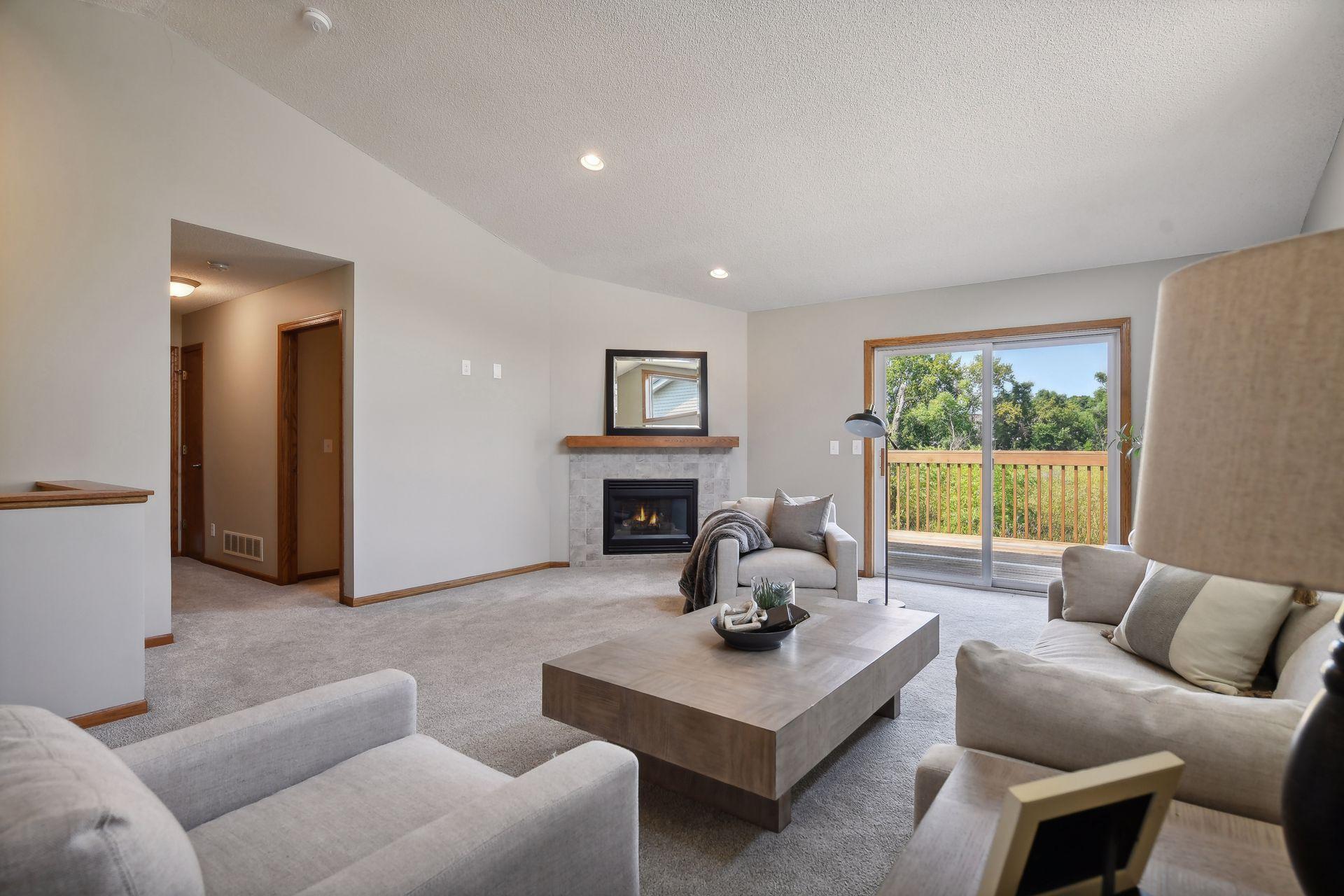 1609 Maple Manors Court