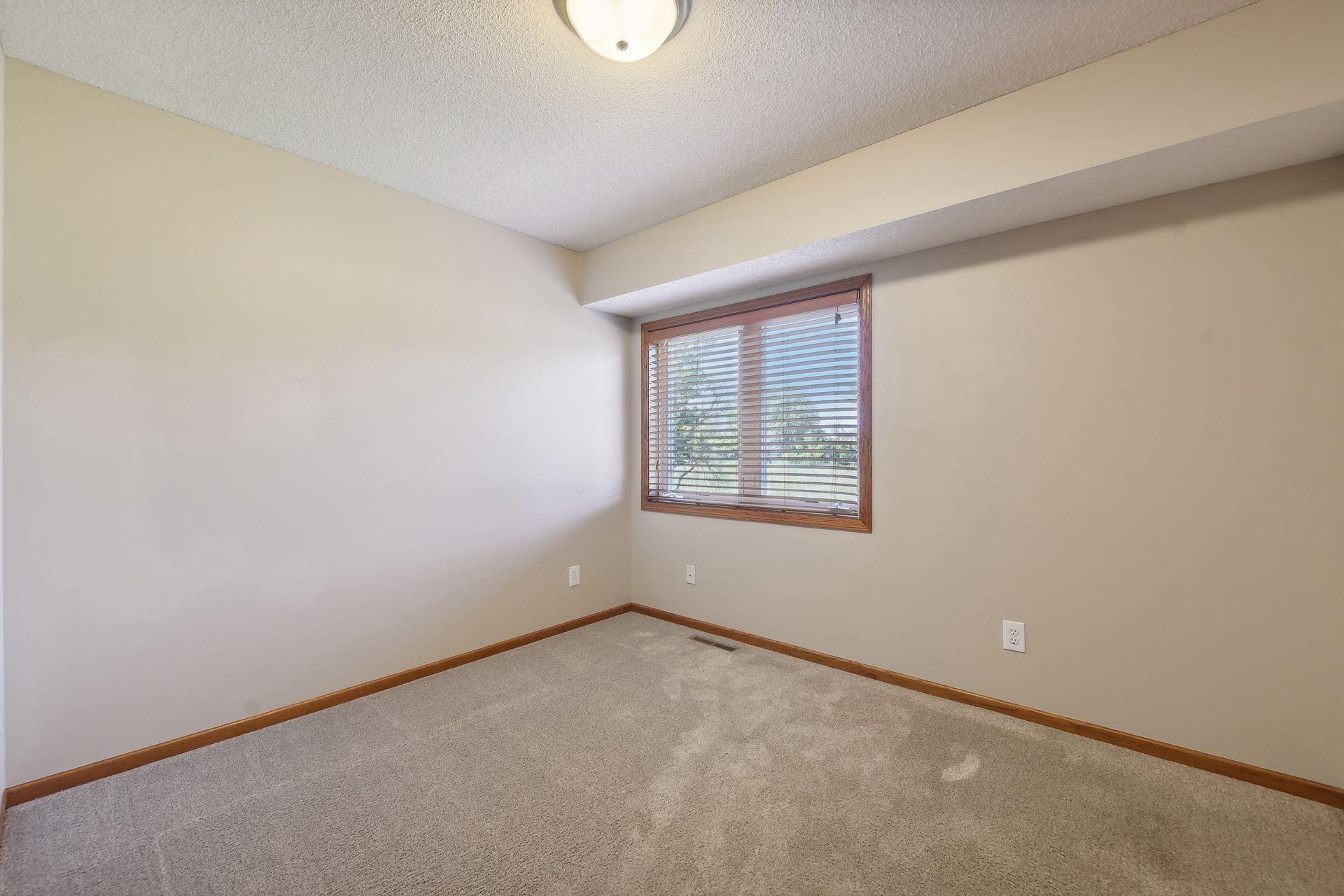 1609 Maple Manors Court