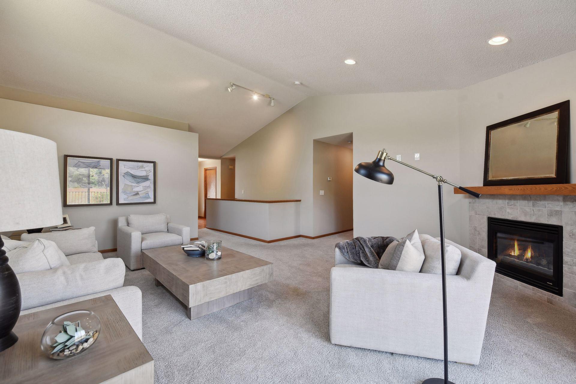 1609 Maple Manors Court