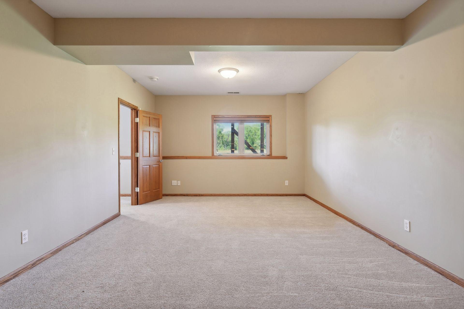 1609 Maple Manors Court