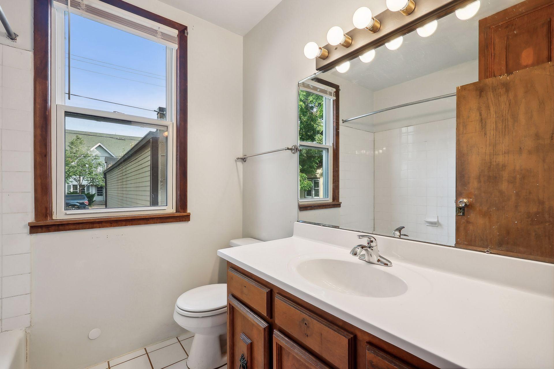 1622 Jefferson Street NE