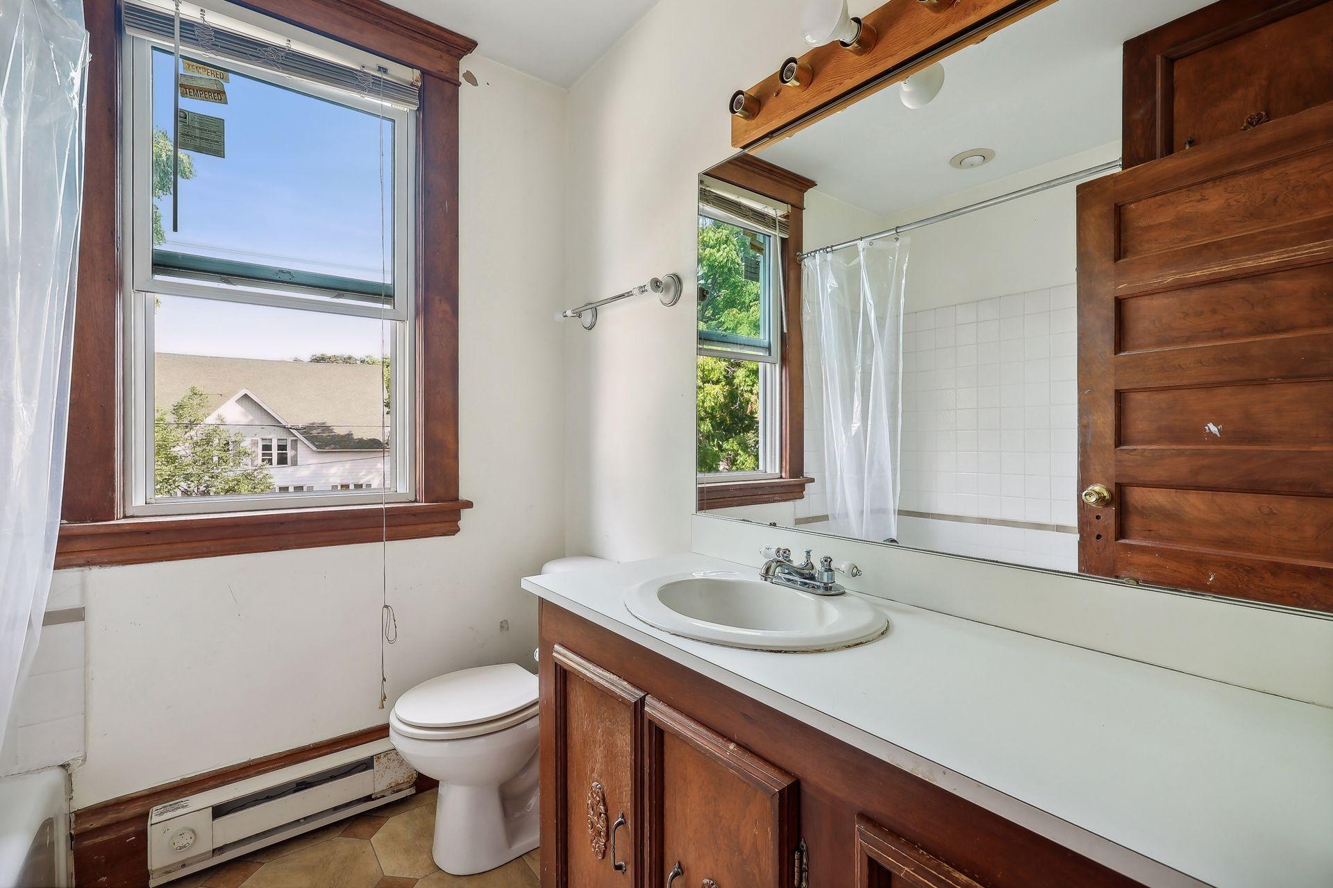 1622 Jefferson Street NE