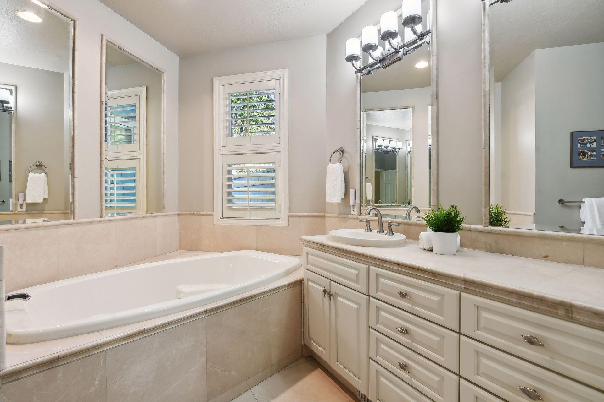 2940 Pelican Point Court