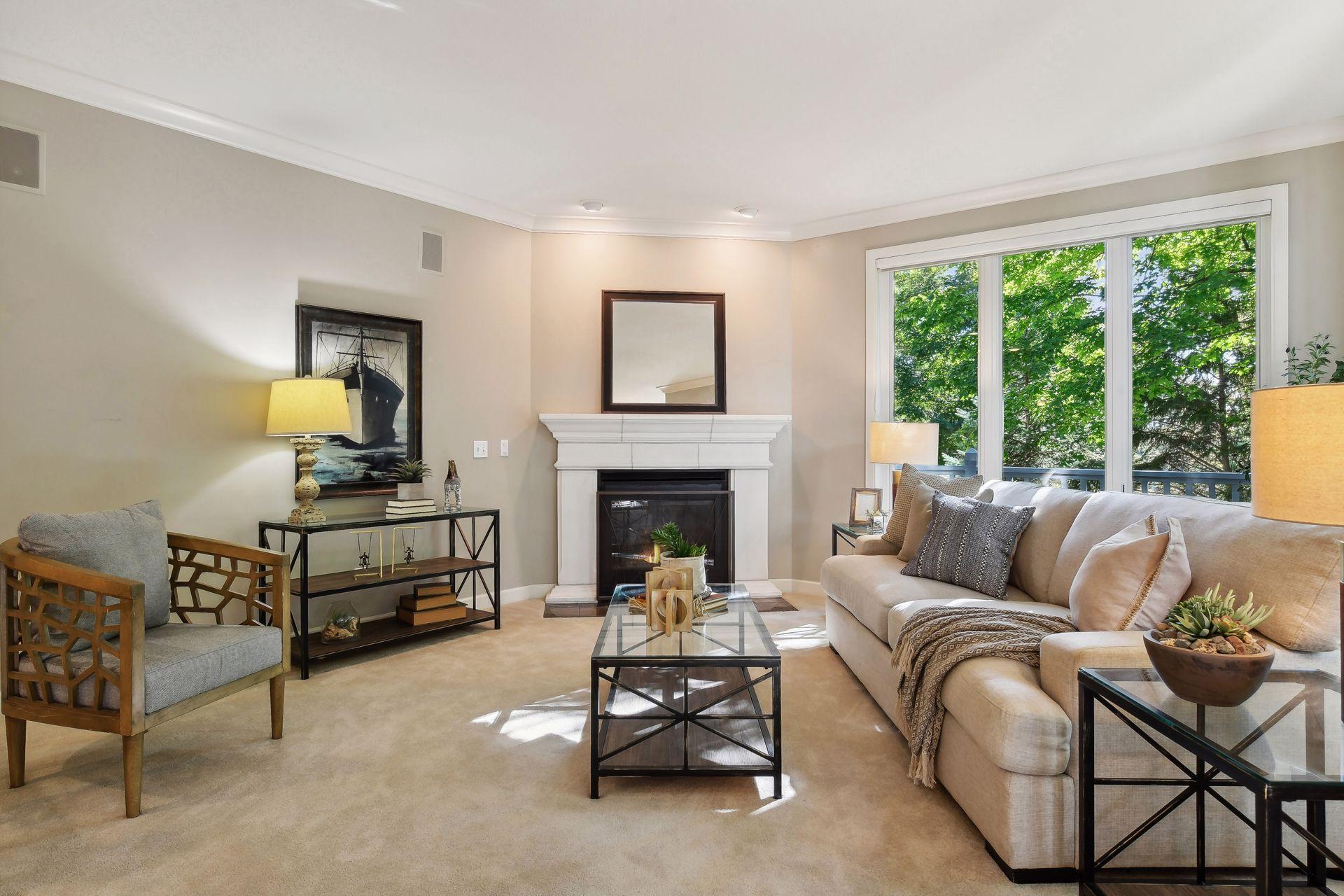 2940 Pelican Point Court