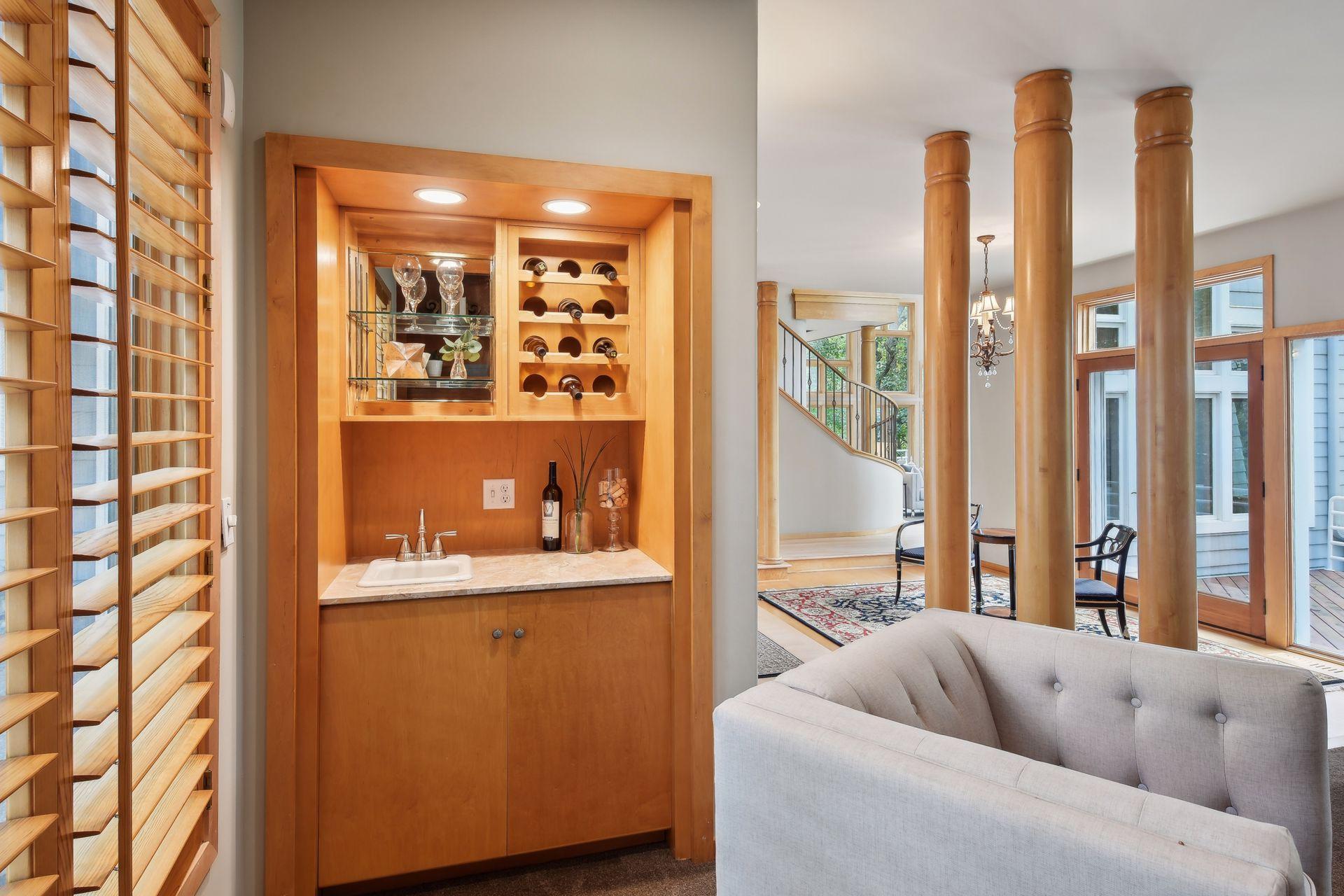 5745 Seven Oaks Court