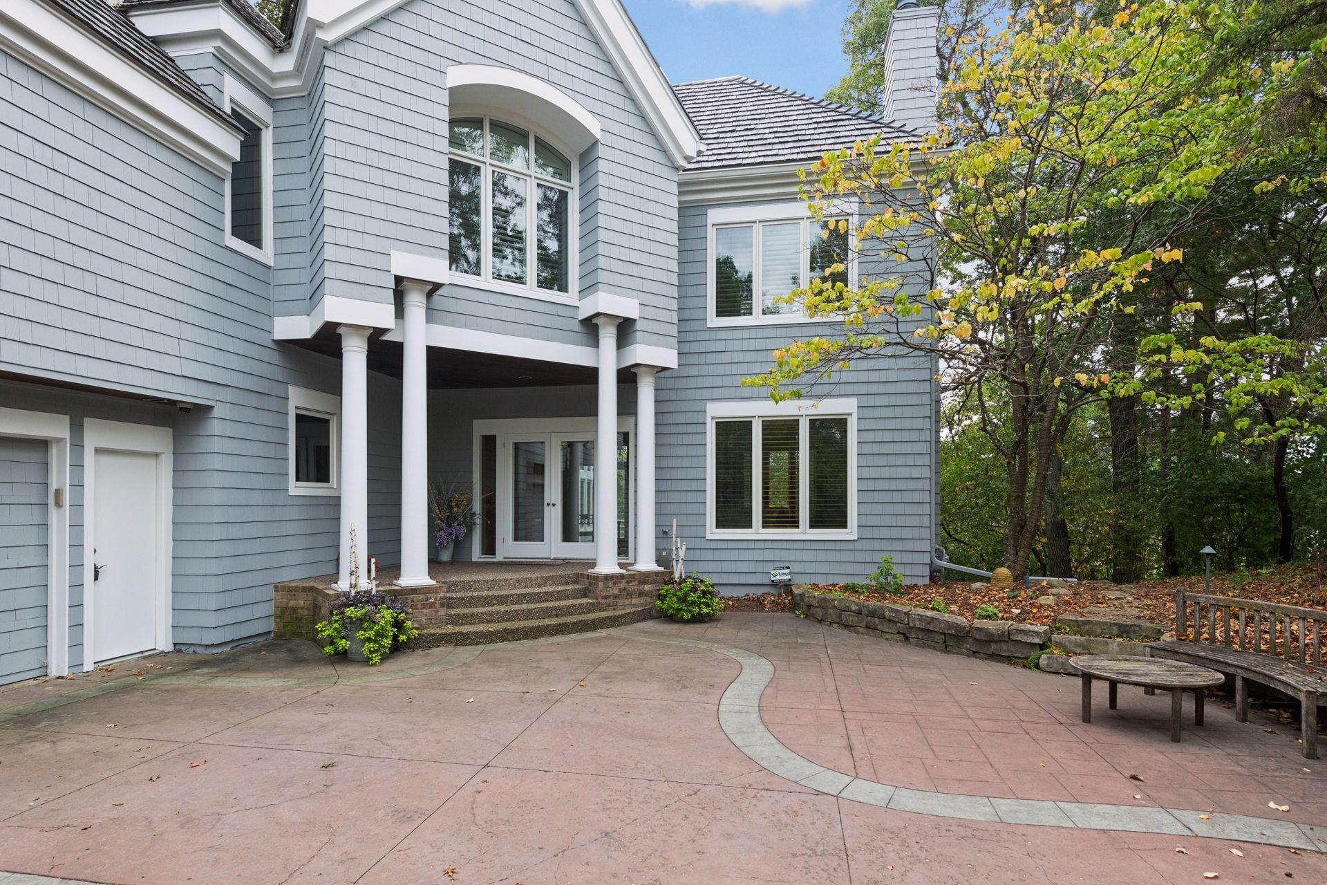 5745 Seven Oaks Court