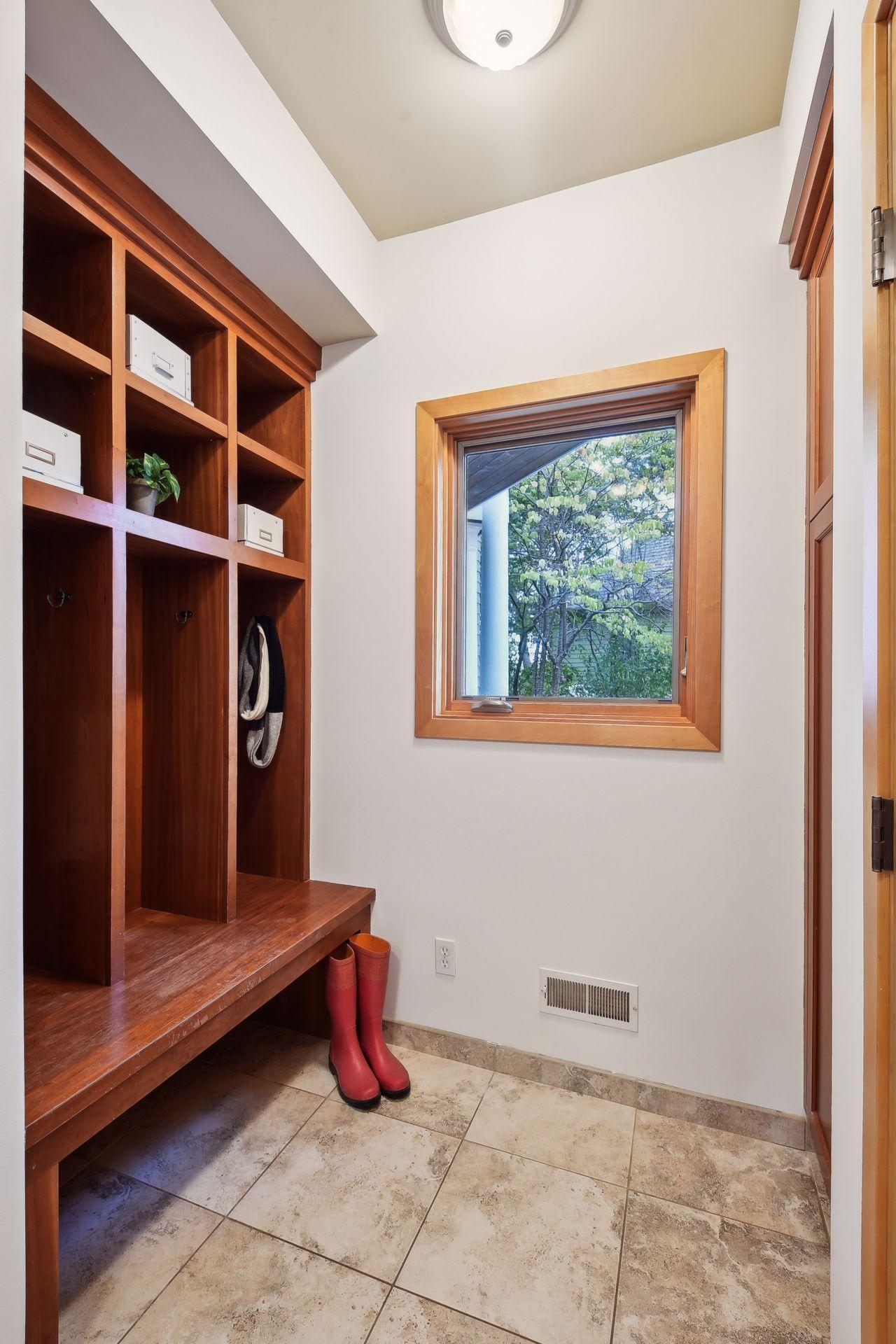 5745 Seven Oaks Court